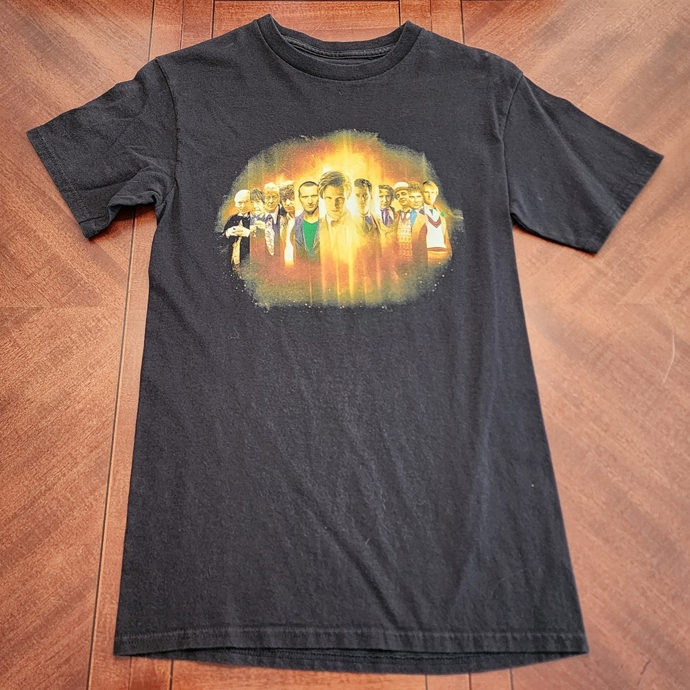 Doctor Who Y2K Dr Lineup Over the Years T-Shirt Size S Black Graphic Print TV
